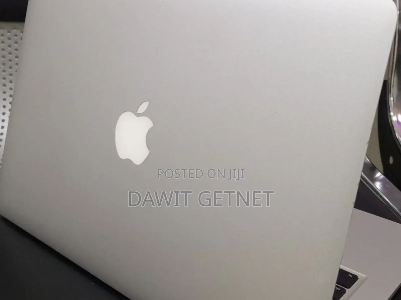 New Laptop Apple MacBook Air 2011 4GB Intel Core I5 SSD 128GB