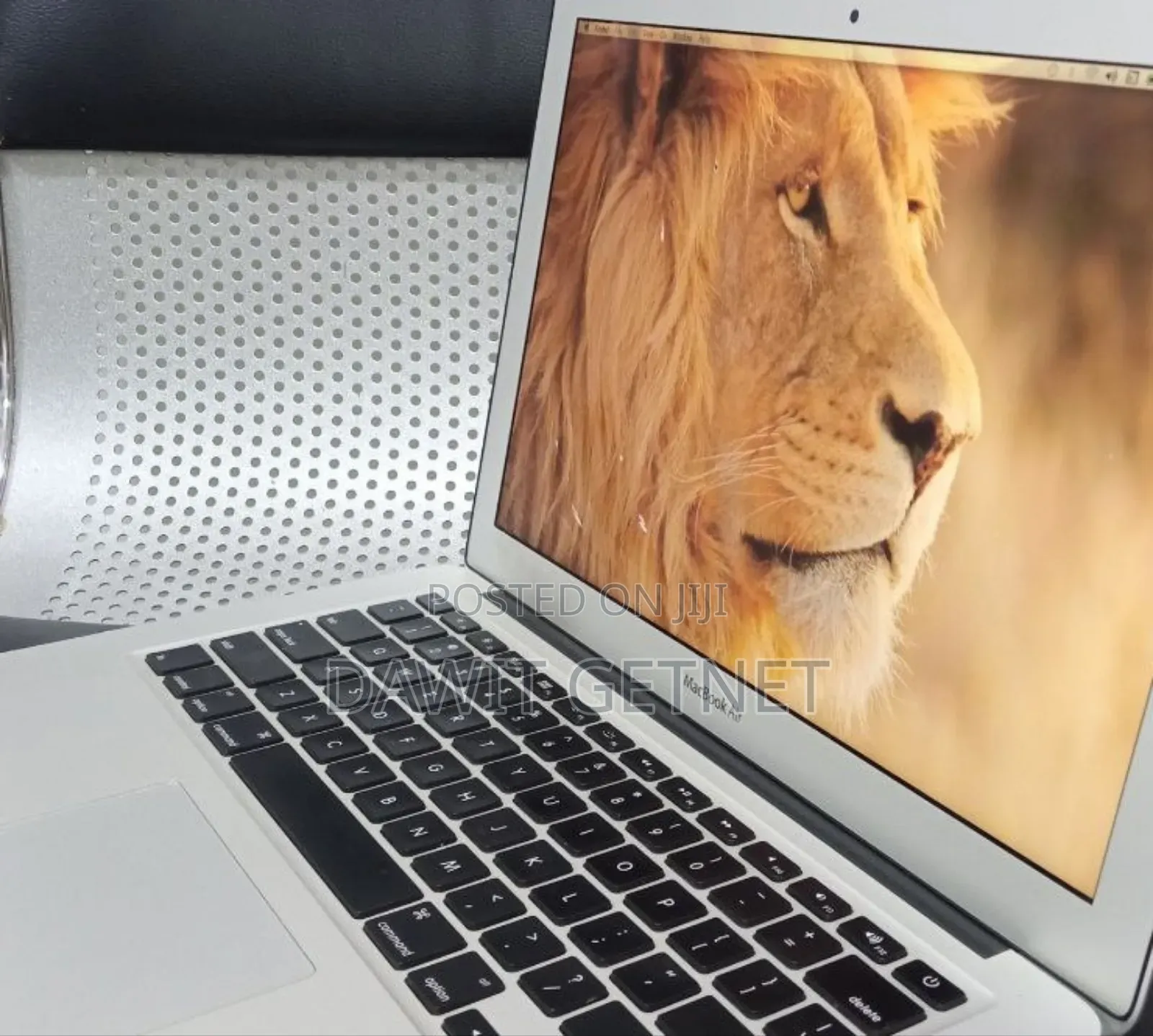 New Laptop Apple MacBook Air 2011 4GB Intel Core I5 SSD 128GB