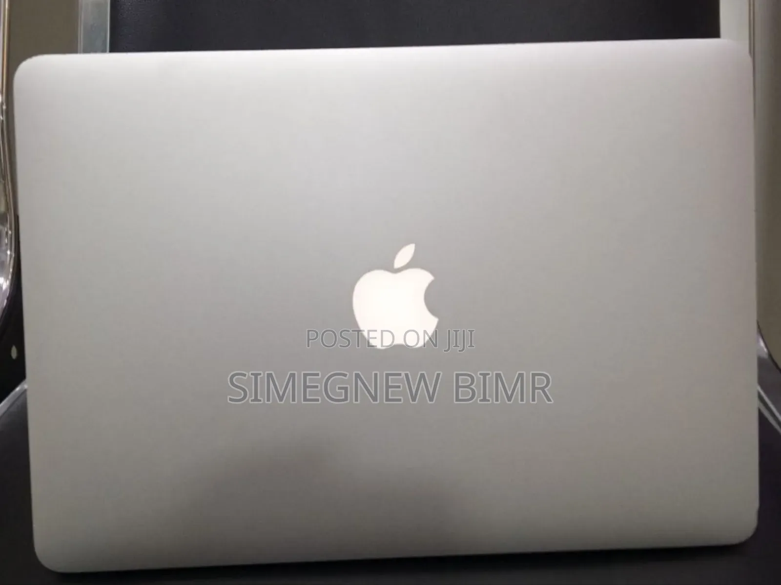 New Laptop Apple MacBook Air 2011 4GB Intel Core I5 SSD 128GB