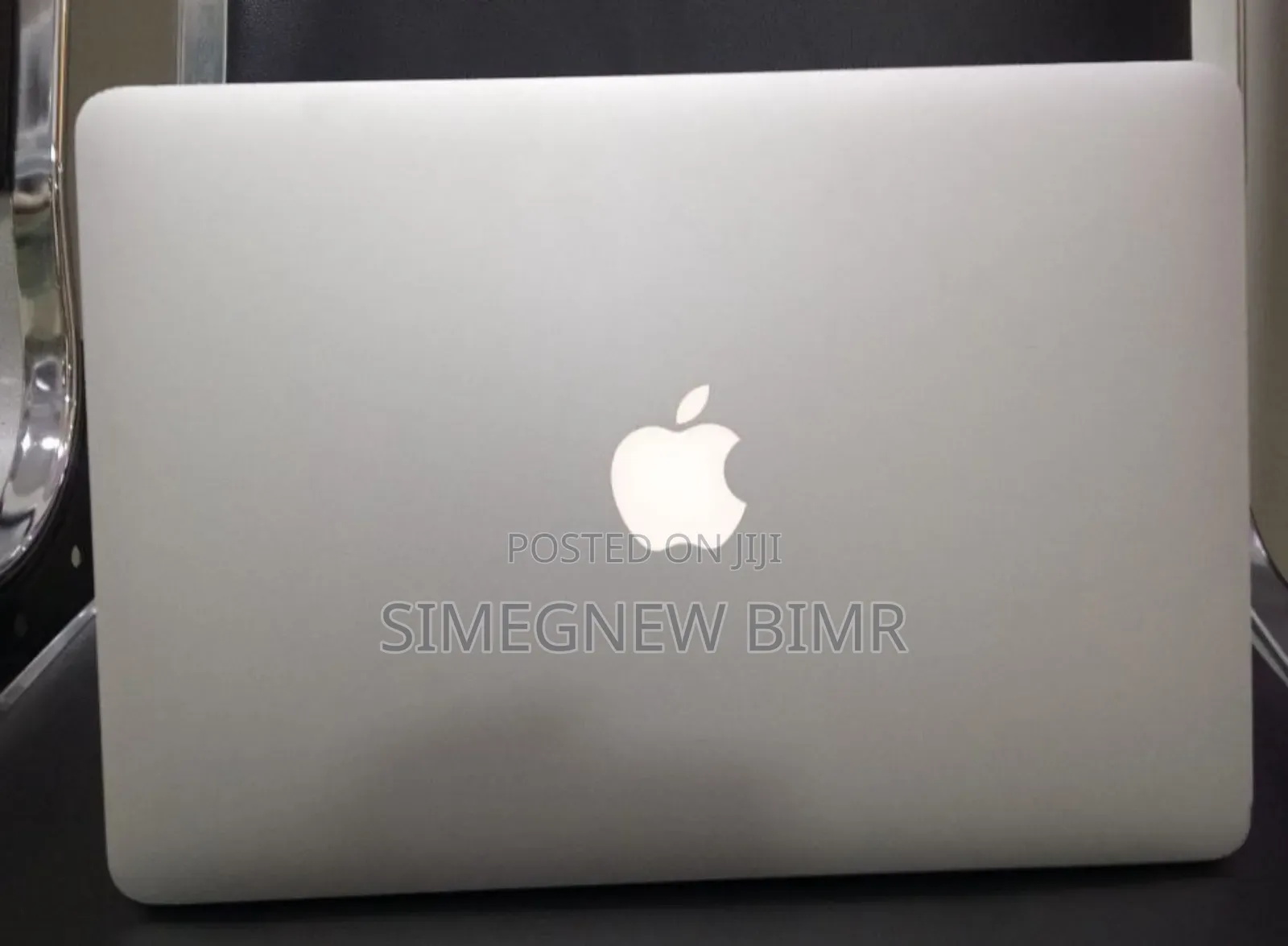 New Laptop Apple MacBook Air 2011 4GB Intel Core I5 SSD 128GB