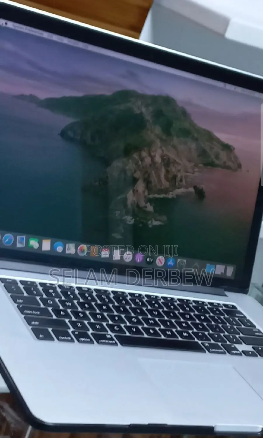 New Laptop Apple MacBook Pro 2013 8GB Intel Core I7 SSD 256GB