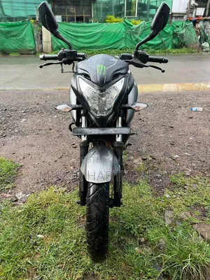 Photo - Bajaj Pulsar NS 200 2018 White