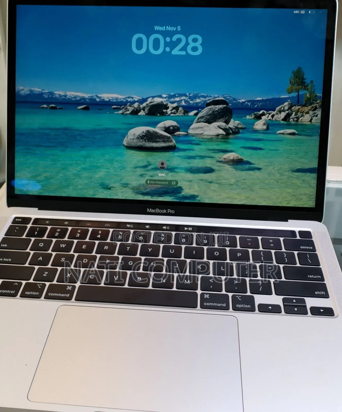 New Laptop Apple MacBook 2020 16GB Apple M1 Pro SSD 512GB