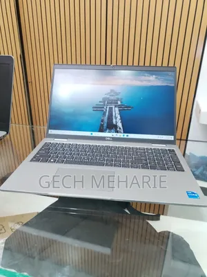 New Laptop Dell Latitude 5540 16GB Intel Core I5 SSD 512GB