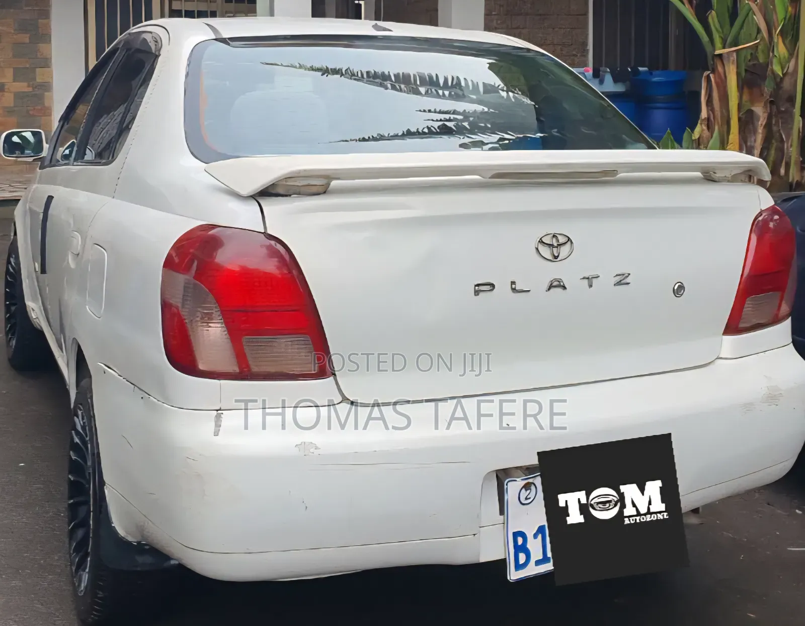 Toyota Platz 2002 White