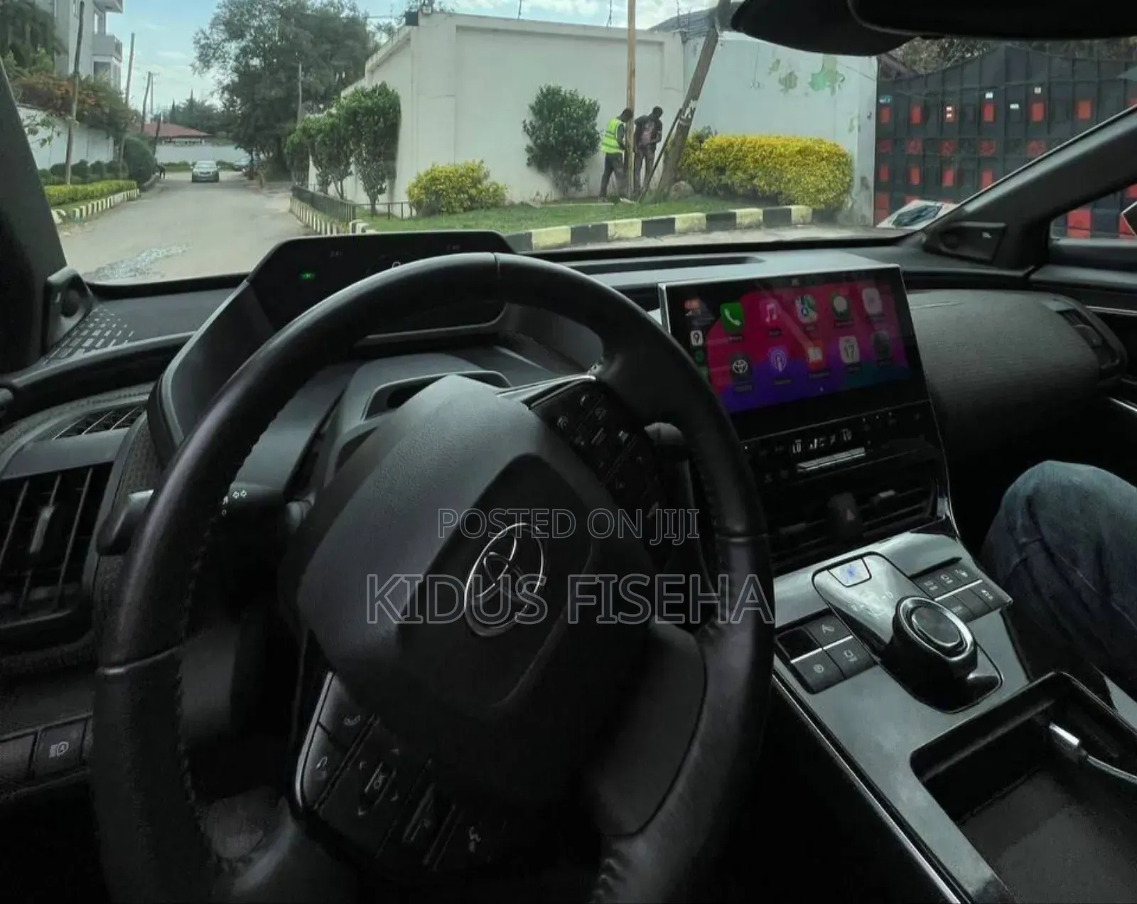 New Toyota bZ4X 71.4 kWh FWD 2022 Silver