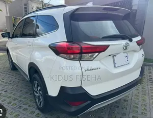 Toyota Rush 2023 White