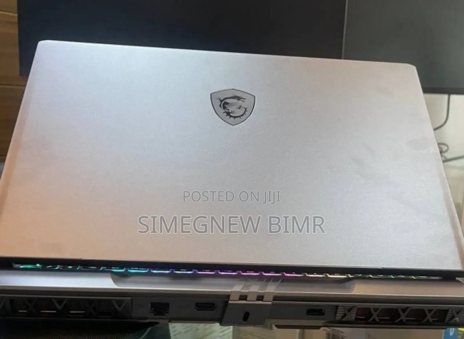 New Laptop MSI Vector 16 HX AI A2XWIG 16GB Intel Core Ultra 7 SSD 1T