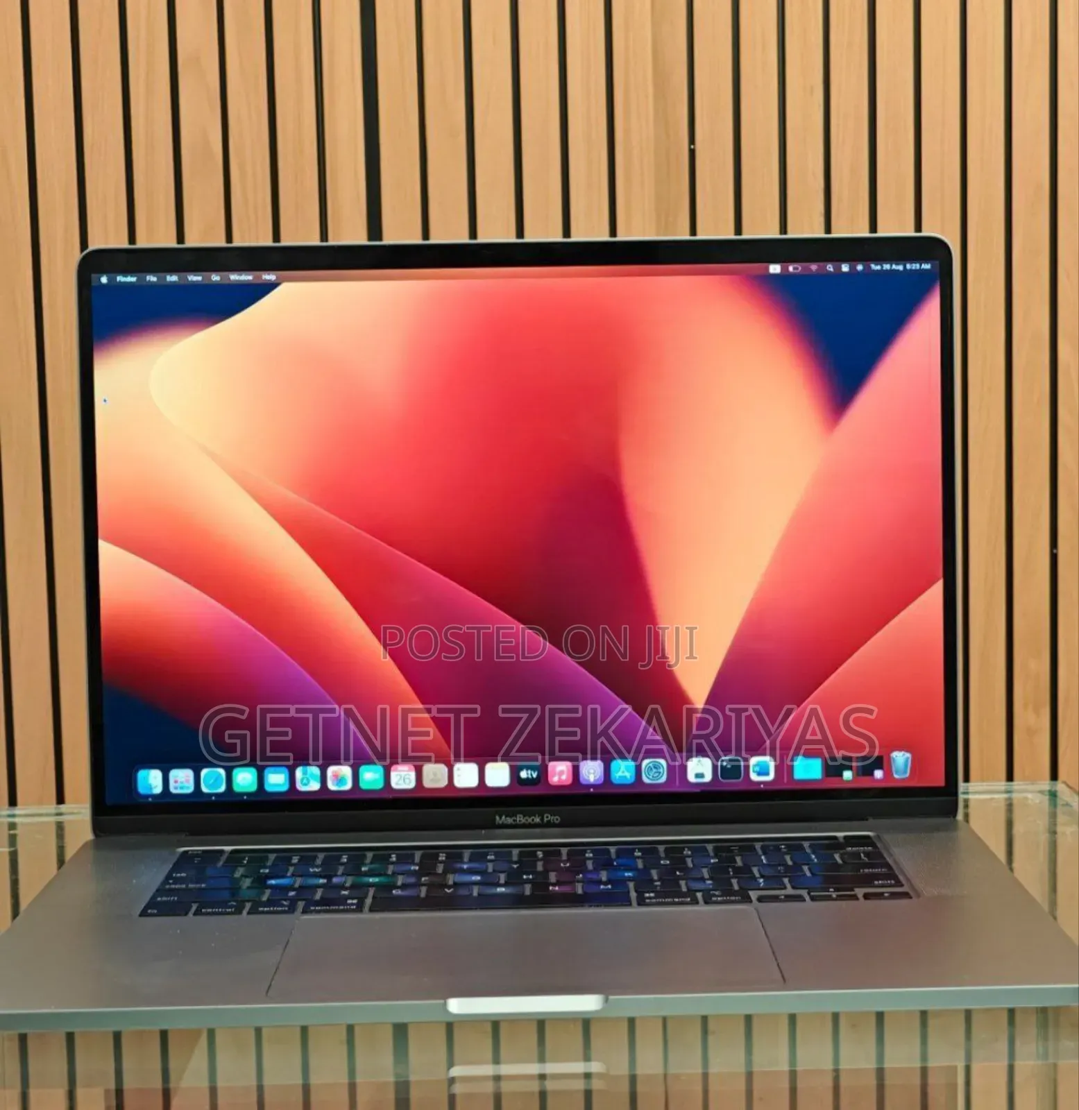 New Laptop Apple MacBook Pro 2019 16GB Intel Core I7 SSD 512GB