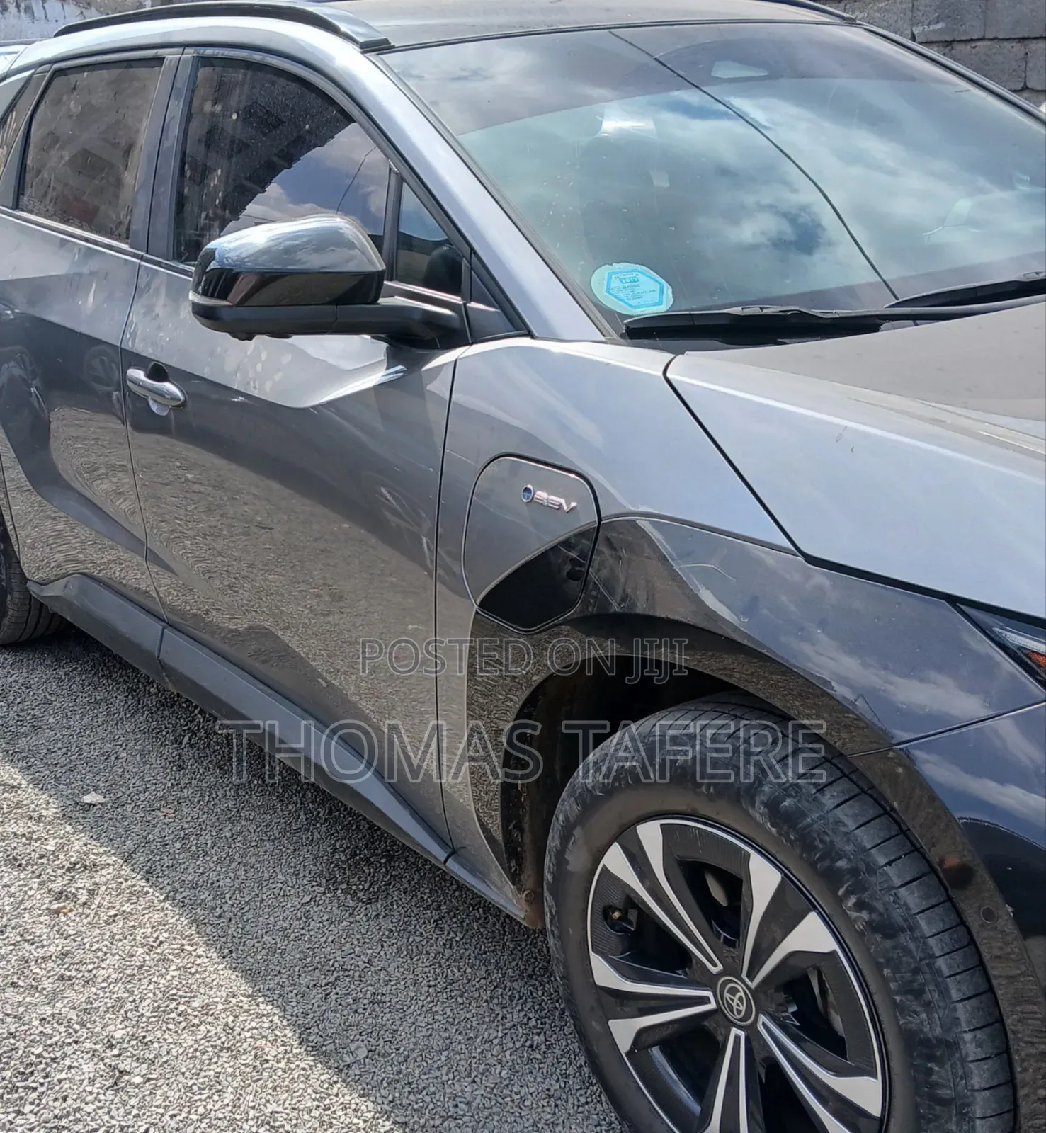 Toyota bZ4X 2024 Silver