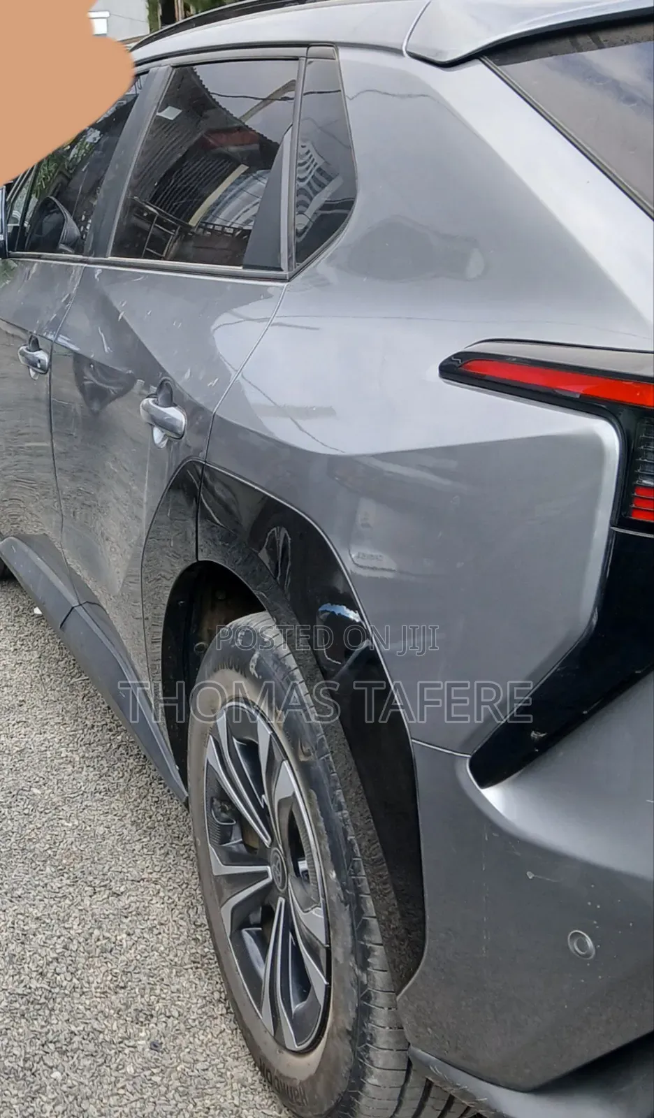 Toyota bZ4X 2024 Silver