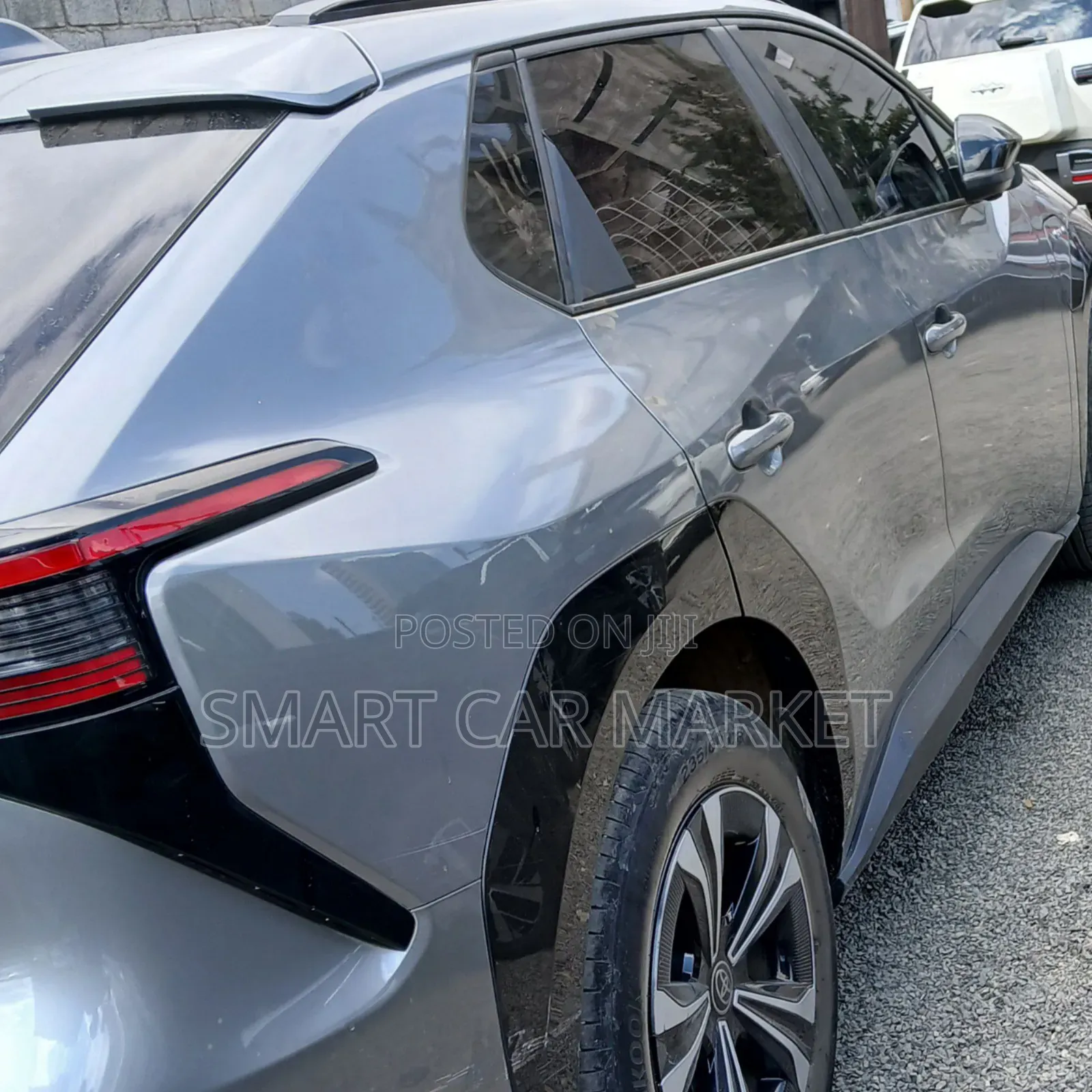 Toyota bZ4X 2024 Gray