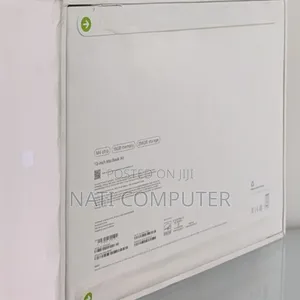 New Apple MacBook Air 2025 M4 13-Inch 16GB Apple M4 Max SSD 256GB