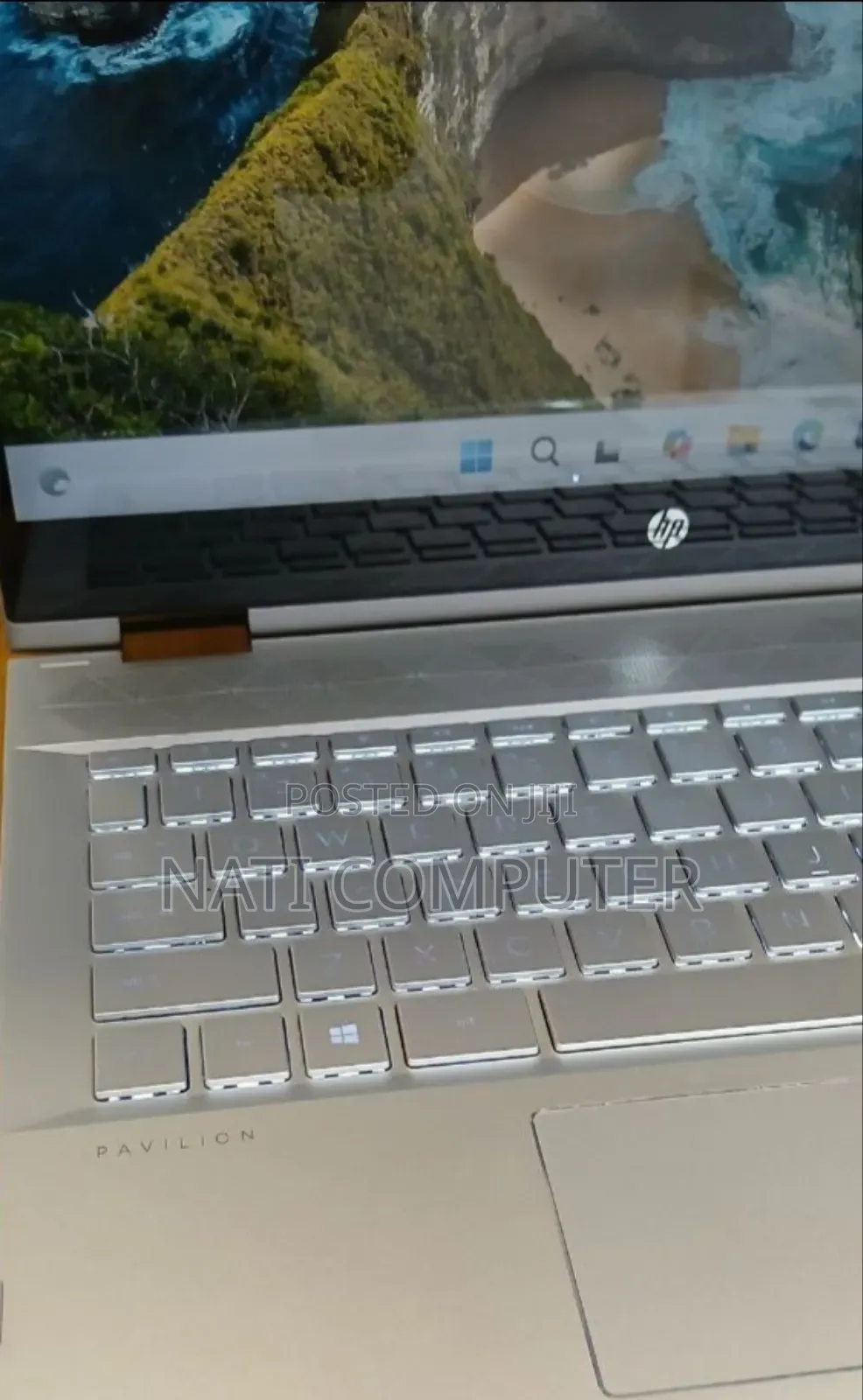 New Laptop HP Envy X360 8GB Intel Core I7 SSD 512GB