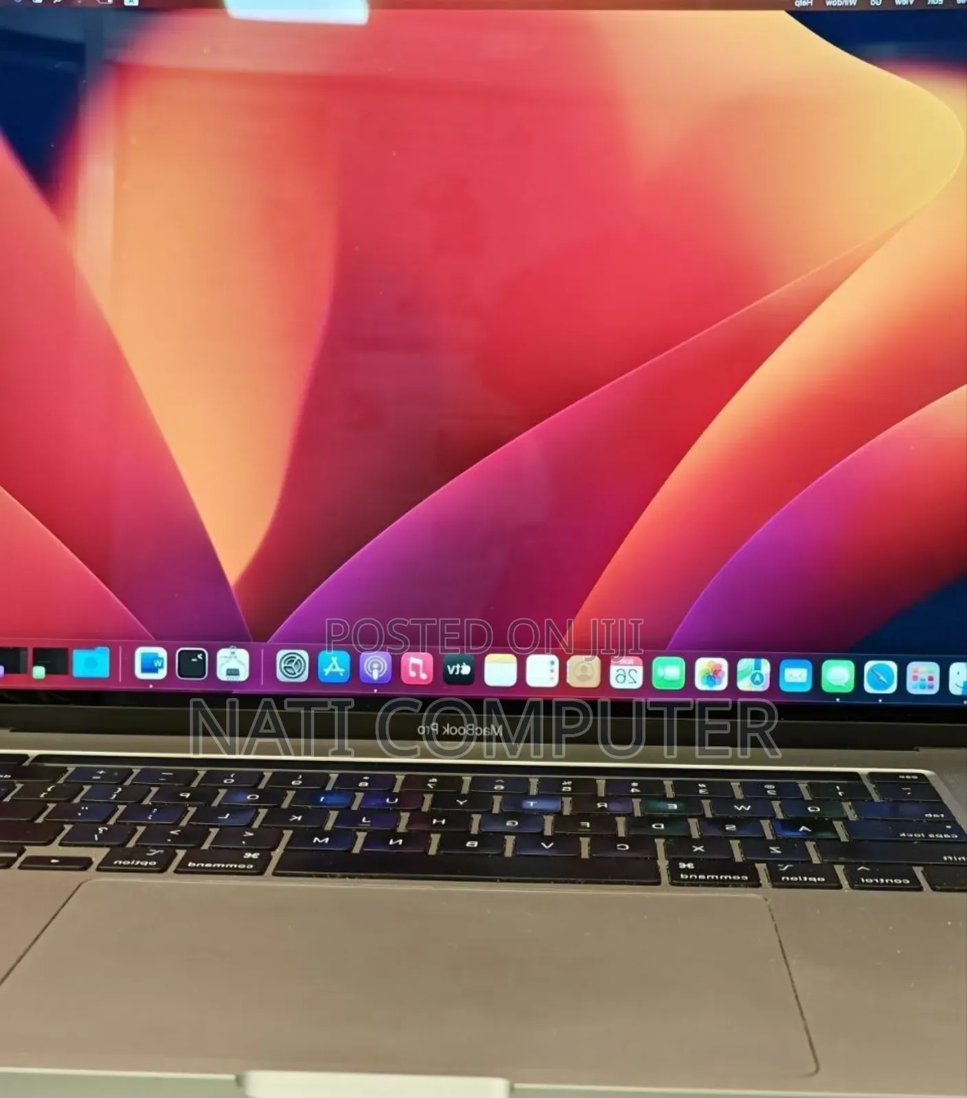 New Laptop Apple MacBook Pro 2019 16GB Intel Core I7 SSD 512GB