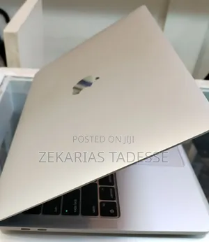 New Laptop Apple MacBook Pro M1 16GB Intel Core I7 SSD 512GB