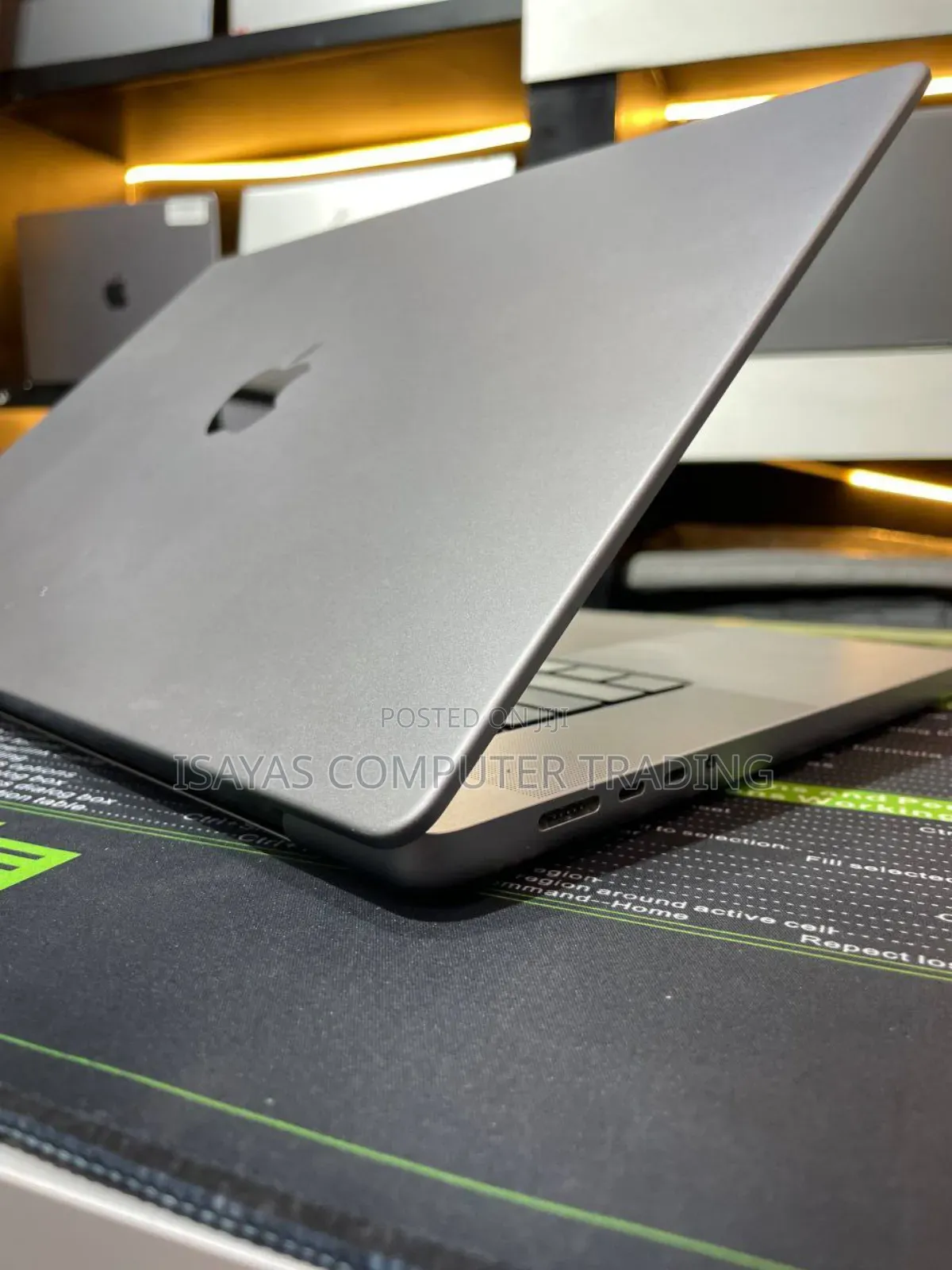 New Laptop Apple MacBook Pro M1 64GB SSD 1T