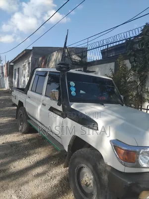 Toyota Hilux 2.4 Diesel 2020 White
