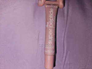 Photo - Essence Peptide Lip Treatment Gloss 
