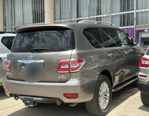 Nissan Patrol 2017 Gray