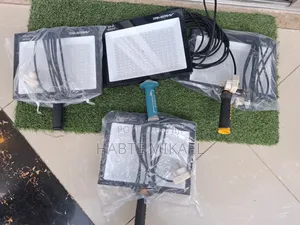 Photo - Amran ለምኔ Video Light 200w