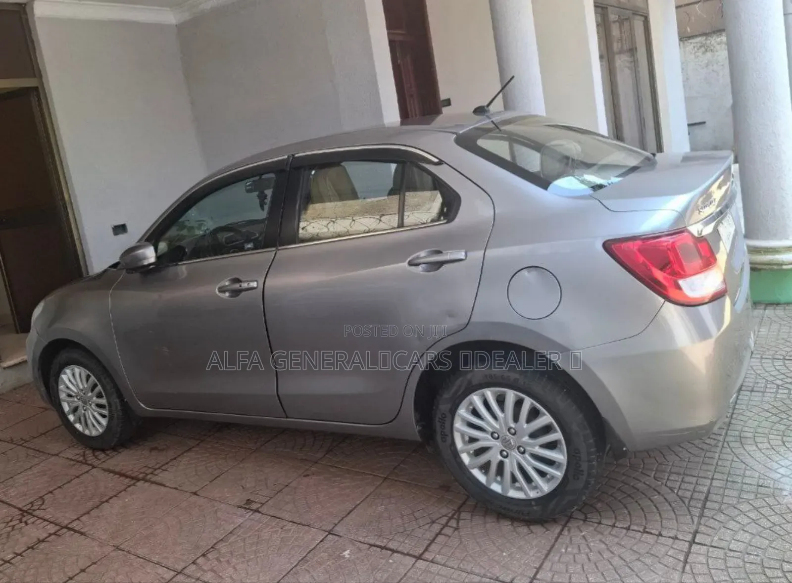 Suzuki Dzire 2022 Silver