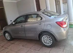 Suzuki Dzire 2022 Silver