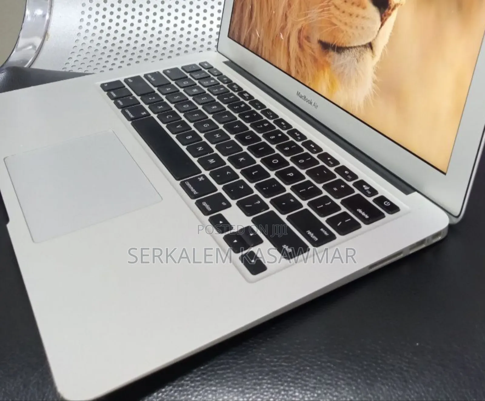 New Laptop Apple MacBook Air 2011 4GB Intel Core I5 SSD 128GB