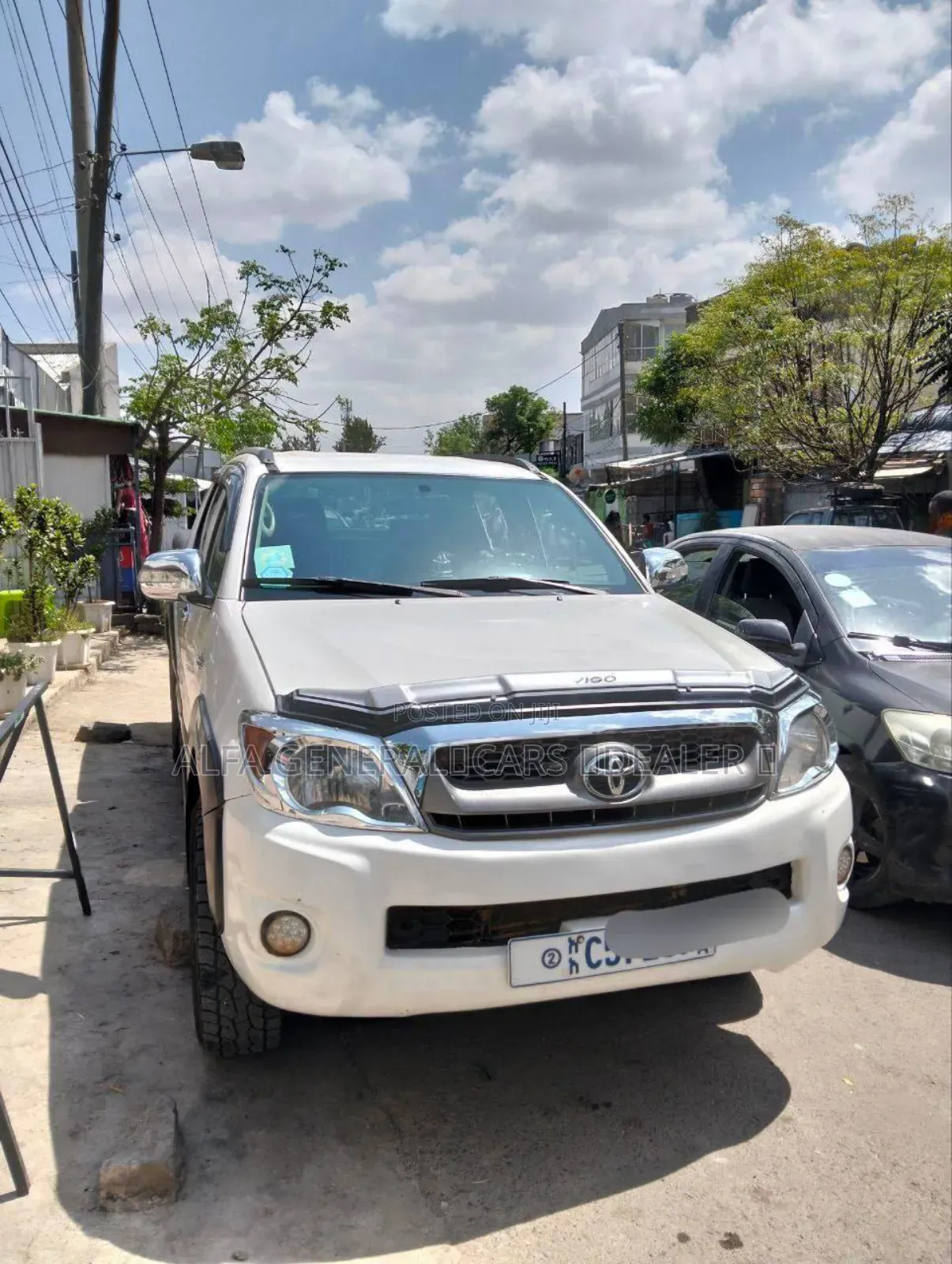 Toyota Hilux 2011 White