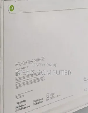 New Laptop Apple MacBook Air 2025 M4 13-Inch 16GB Apple M4 SSD 256GB