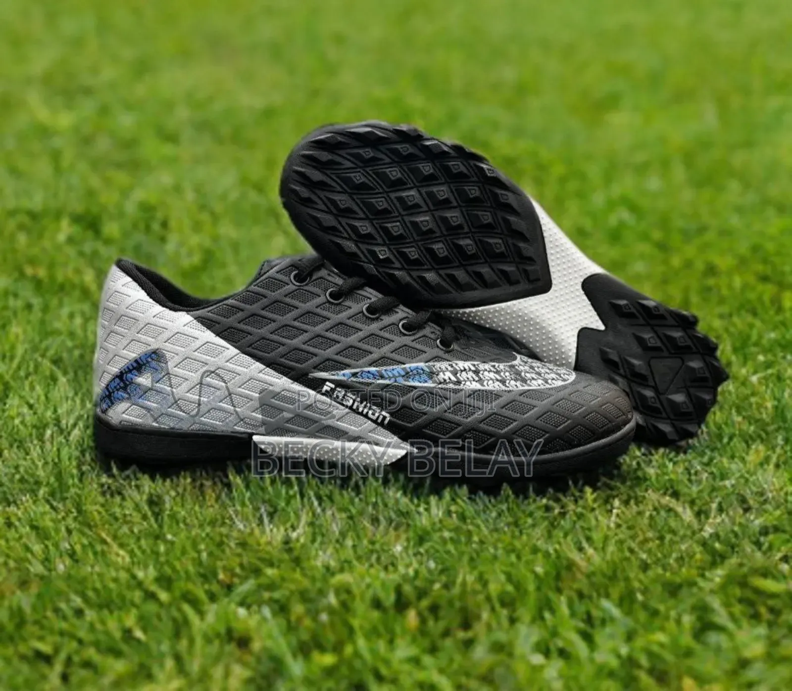 Nike Fustal Soccer Cleats Shoes