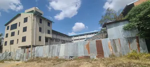 የሚሸጥ መጋዘን Sel