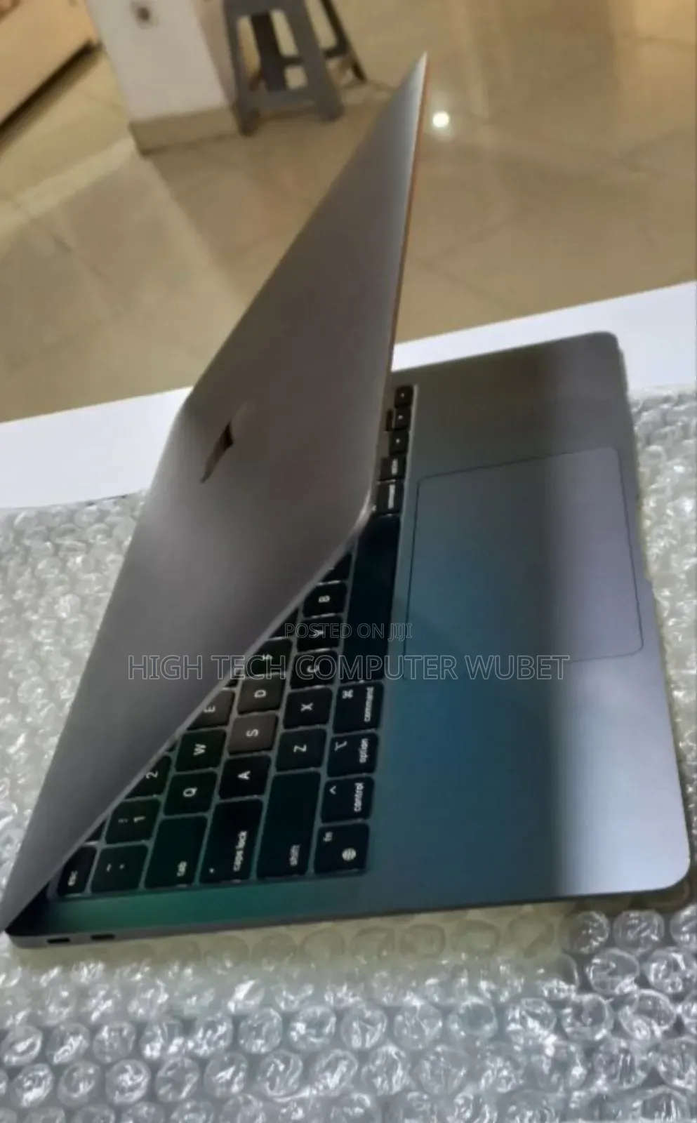 New Laptop Apple MacBook Air 2020 M1 8GB Intel SSD 256GB