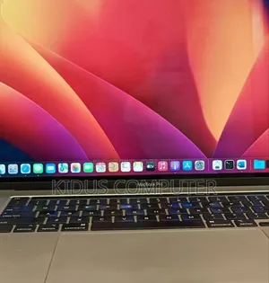 New Laptop Apple MacBook Pro 2019 16GB Intel Core I7 SSD 512GB