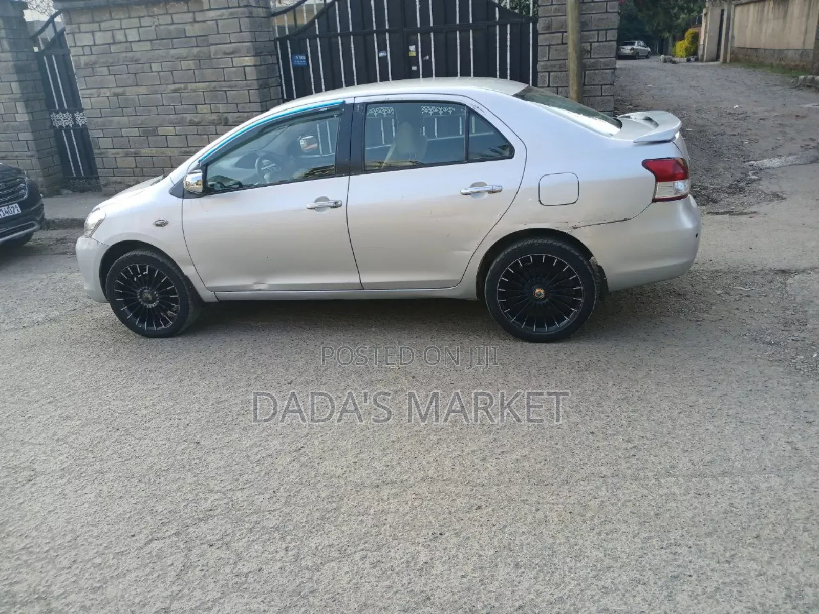 Toyota Belta 2007 Silver