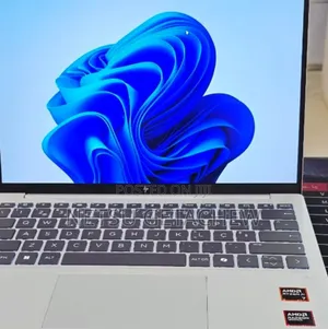 New Laptop HP OmniBook 7 14" 32GB AMD Ryzen 7 SSD 1T