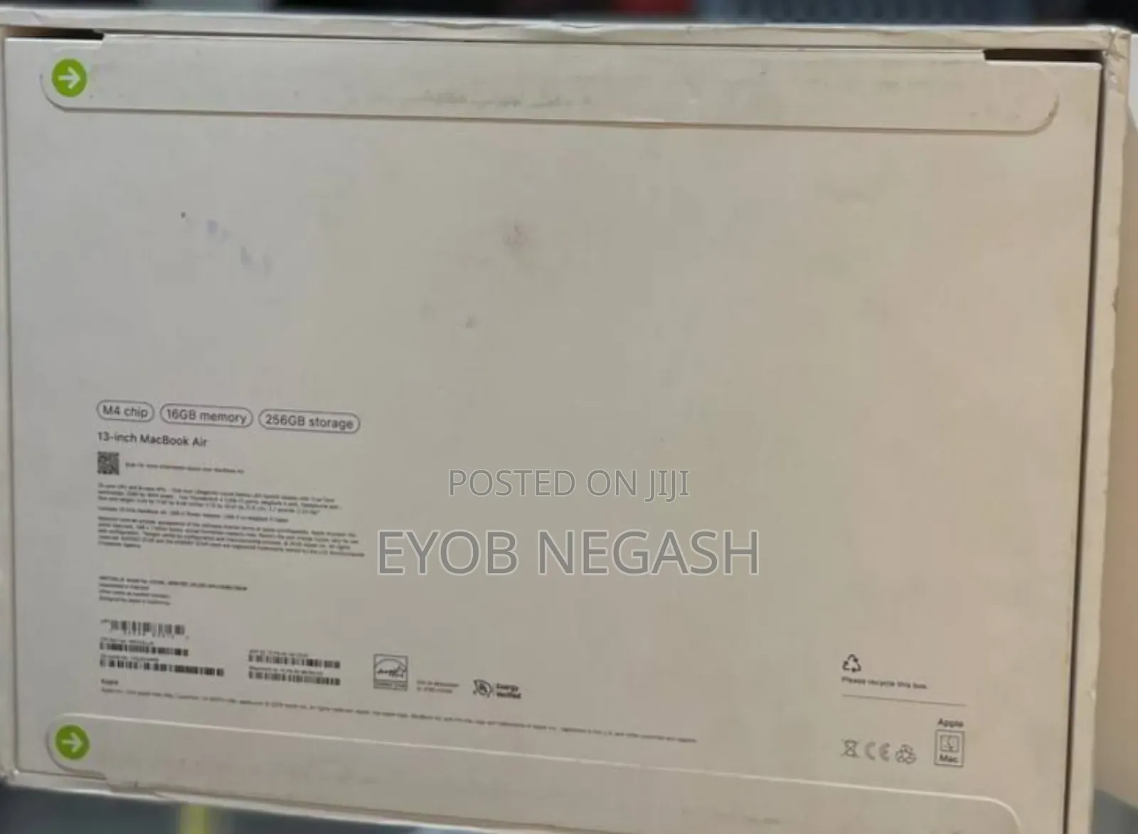 New Laptop Apple MacBook Air 2025 M4 13-Inch 16GB Apple M4 SSD 256GB