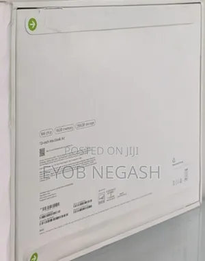 New Laptop Apple MacBook Air 2025 M4 13-Inch 16GB Apple M4 SSD 256GB