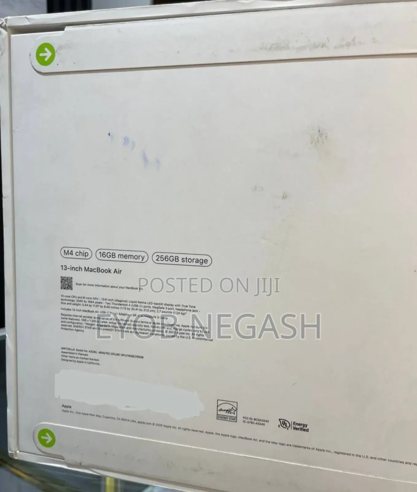 New Laptop Apple MacBook Air 2025 M4 13-Inch 16GB Apple M4 SSD 256GB