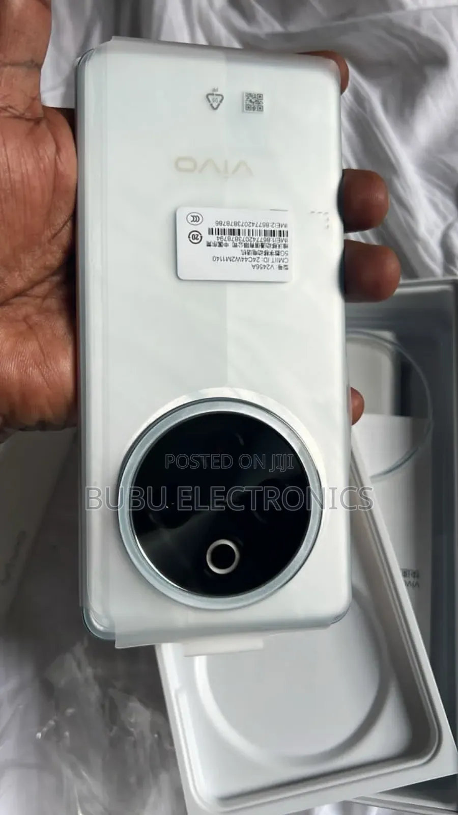New Vivo Y300 256 GB Silver