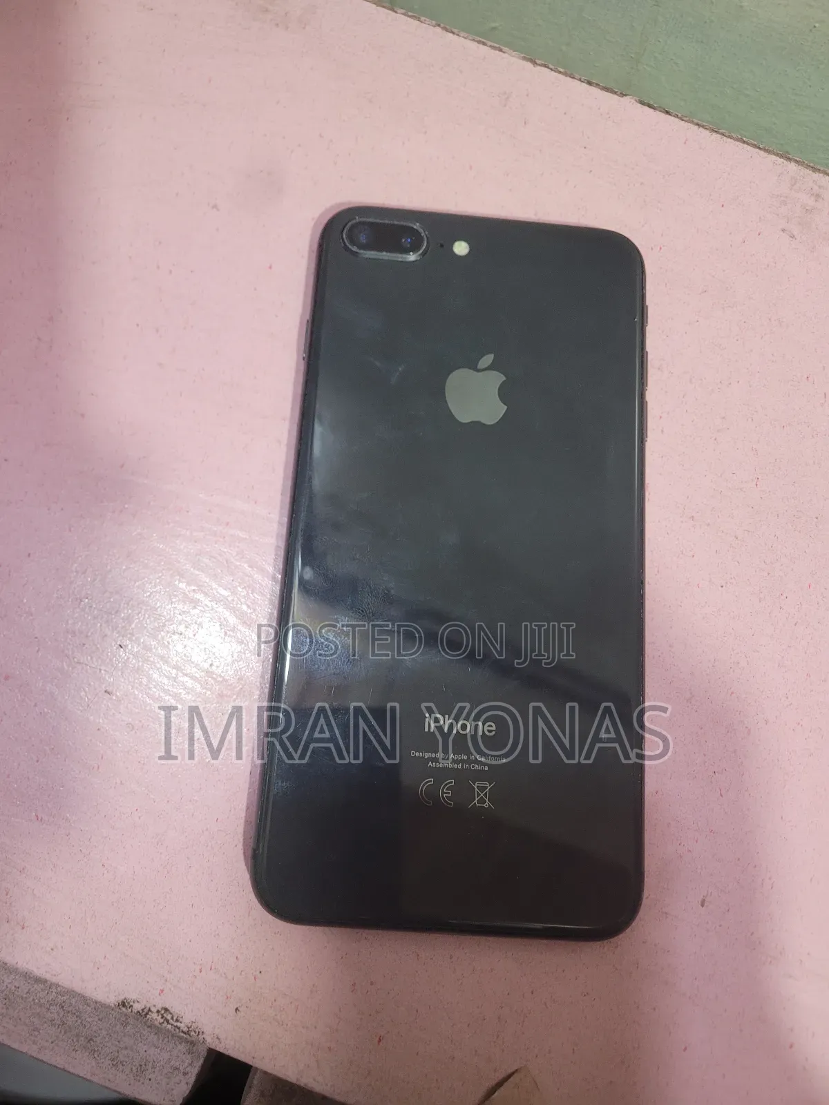 Apple iPhone 8 Plus 64 GB Black