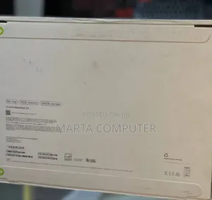 Photo - New Laptop Apple MacBook Air 2022 M2 16GB Intel Core I7 SSD 256GB