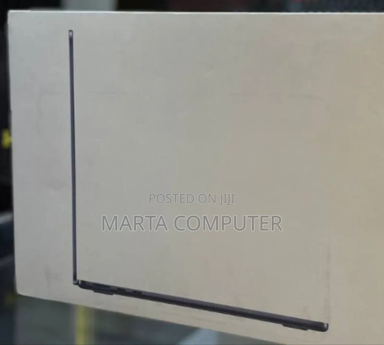 New Laptop Apple MacBook Air 2022 M2 16GB Intel Core I7 SSD 256GB