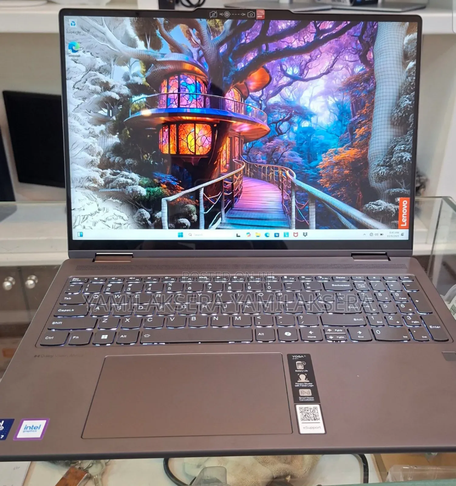 New Laptop Lenovo Yoga 7i 16GB Intel Core 7 SSD 512GB