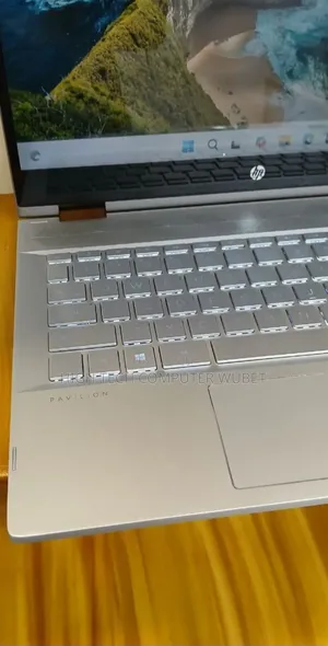 New Laptop HP Pavilion X360 8GB Intel Core I7 SSD 512GB
