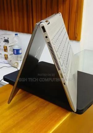 New Laptop HP Pavilion X360 8GB Intel Core I7 SSD 512GB