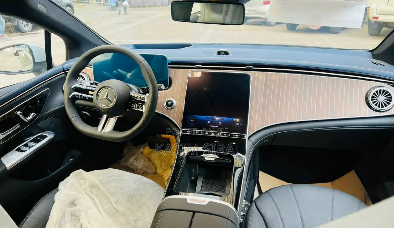 Mercedes-Benz EQE EQE 300 2023 Blue