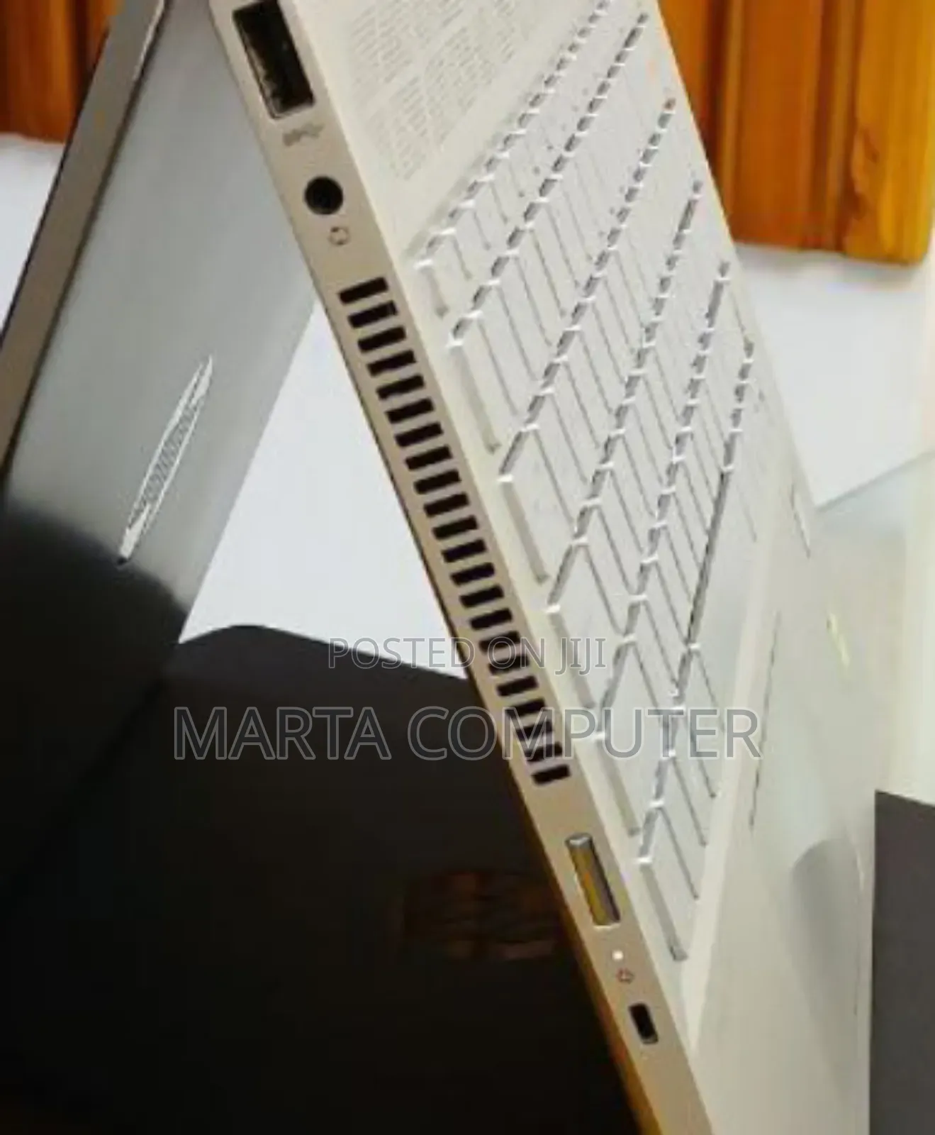 New Laptop HP Pavilion X360 8GB Intel Core I7 SSD 512GB