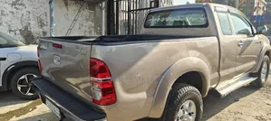 Toyota Hilux 2010