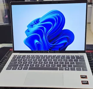 New Laptop HP OmniBook 7 14" 32GB AMD Ryzen 7 SSD 1T